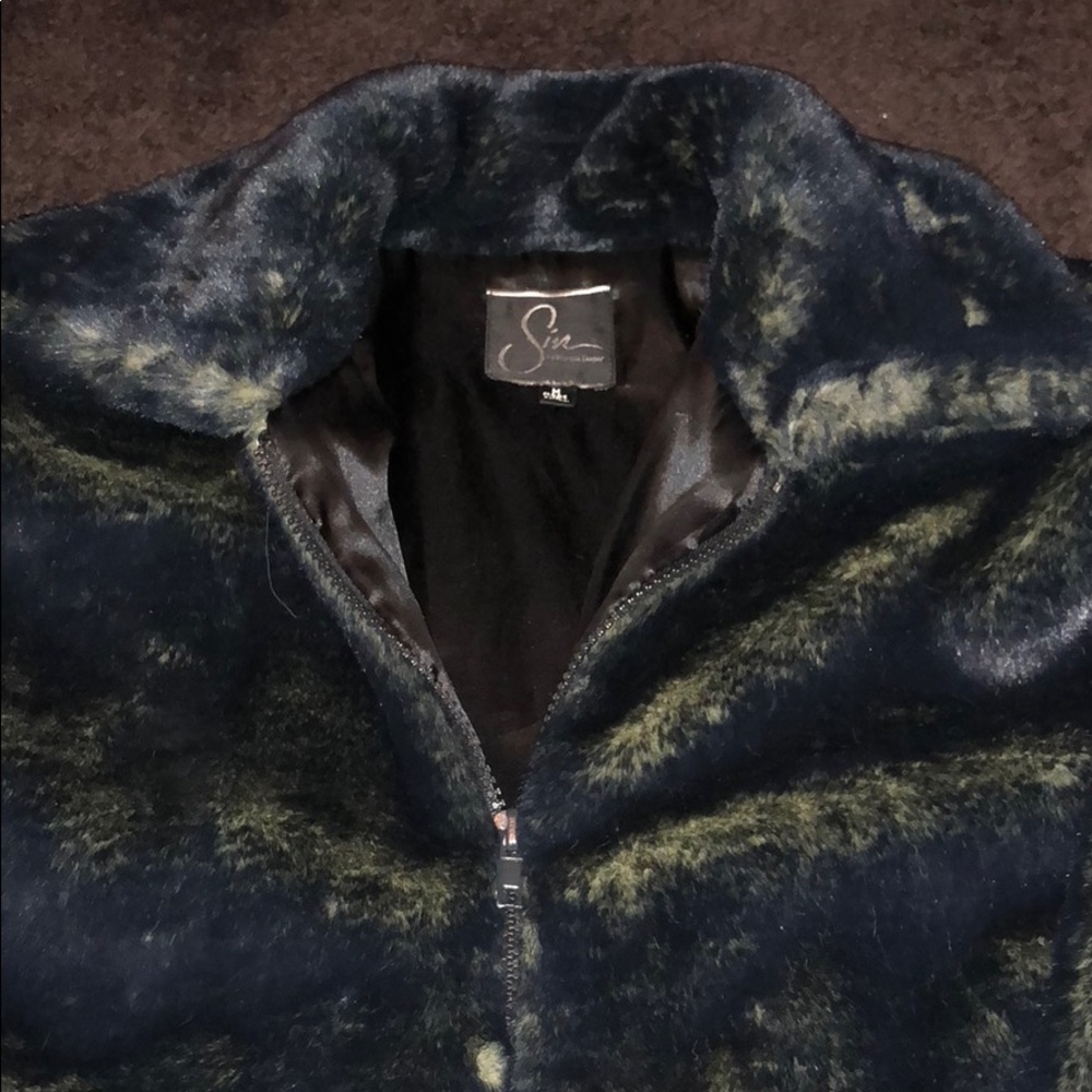 🆕 wot Sin by Morgan Cooper black faux fur jacket